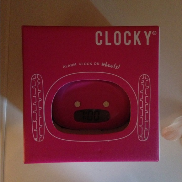 Jumpy alarm clock