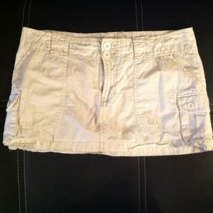 Short white Abercrombie & Fitch skirt