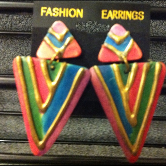 💰Fashion Design Assorted Colors Piercing Earrings - Picture 1 of 4