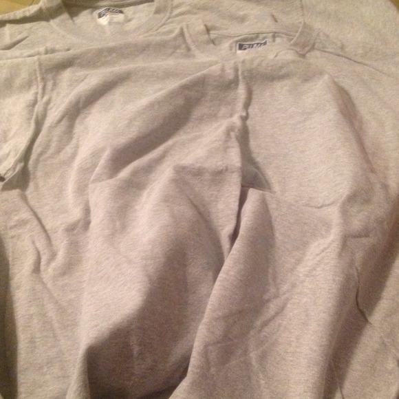 Two puma grey tshirts