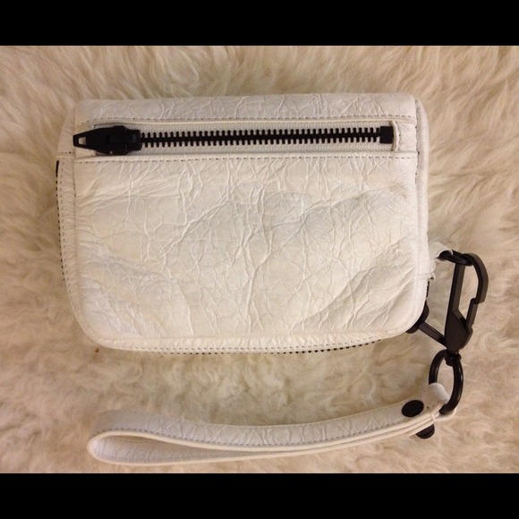 Alexander Wang Fumo Matte Wrislet