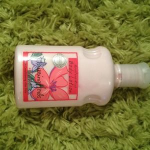 RESERVEDFlowering herbs bathbody works lotion