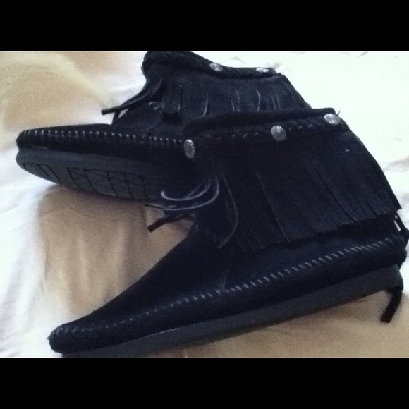 SOLD val1992*****Black Suede Moccasins