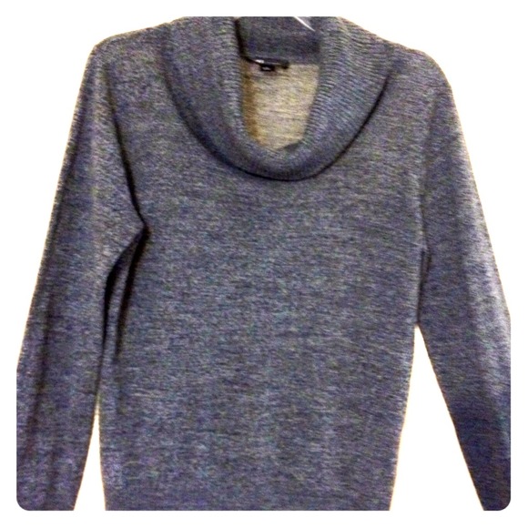 📦SOLD📦*REDUCED**Grey sweater