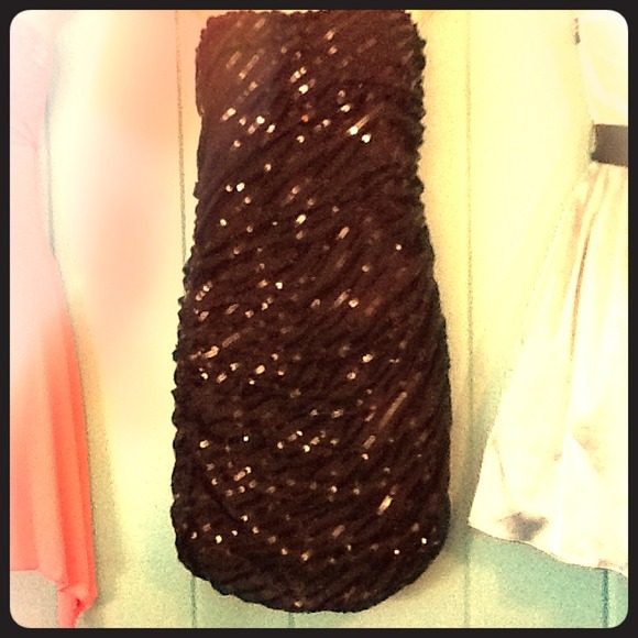 NWT *Reduced*Sara Boo black sequined dress size M