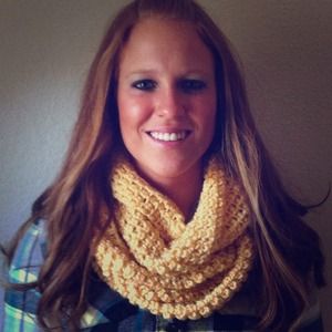 Yellow round crochet scarf