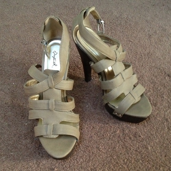 Beige faux leather heels