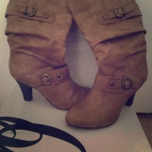 Nine West buckle boots!