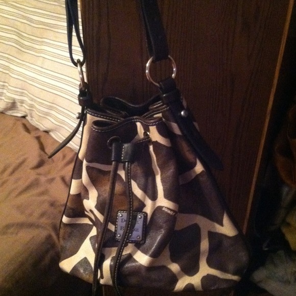 🎈REDUCED🎈Dooney & Bourne giraffe bag