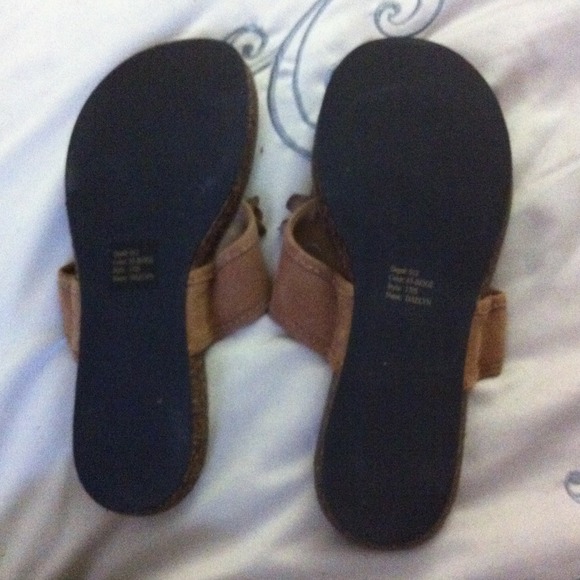 Beige Sandals - Picture 2 of 4
