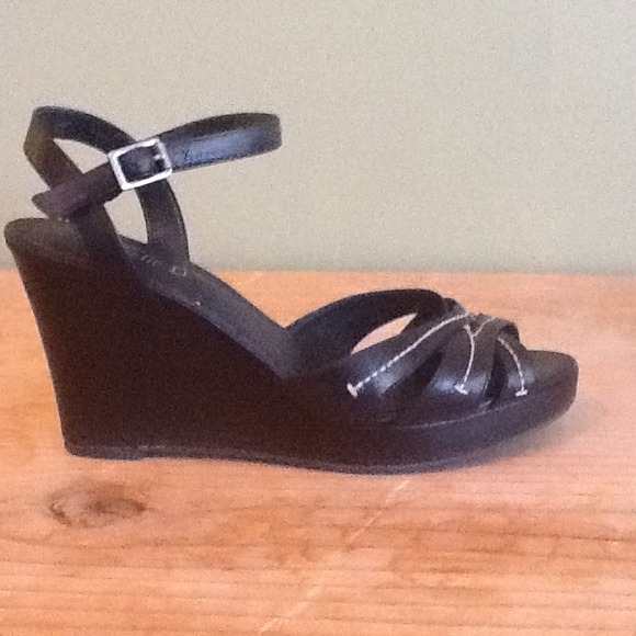 Black Summer Wedges.