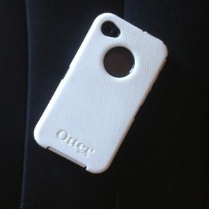 White/black otterbox for iPhone 4&4S