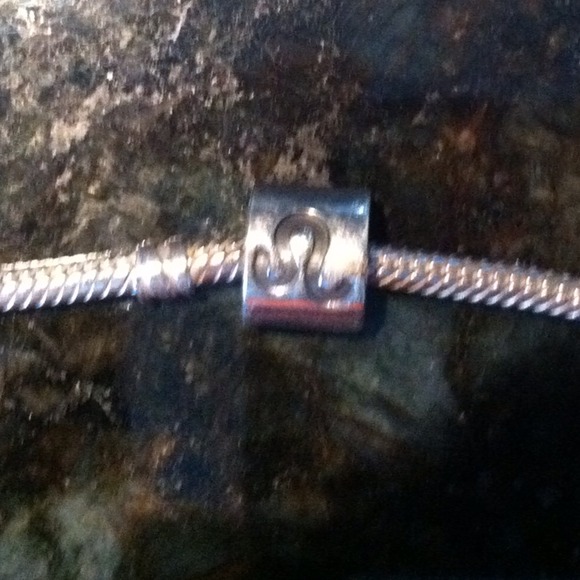 Retired pandora charm zodiac Leo charm
