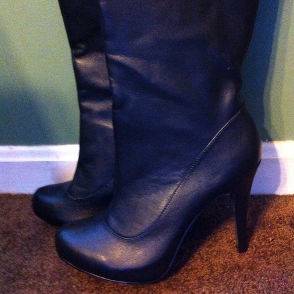 SOLD Black boots NEW Over Knee or Under w/zipper - Picture 2 of 4
