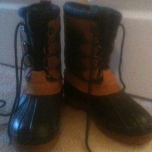 Navy/grn   Sherpa lined rubber boots