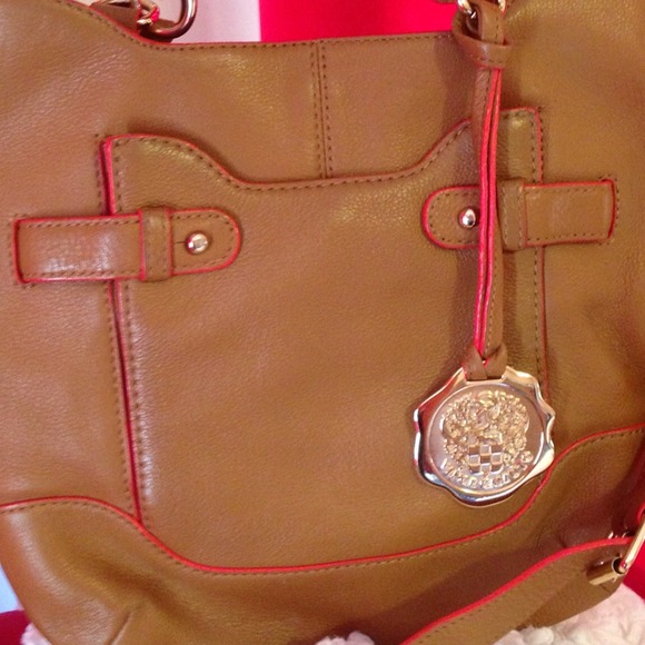 🌀🌀🌀SOLD🌀🌀🌀Vince Camuto Crossbody Bag