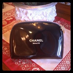 CHANEL Clutches & Wallets - RESERVEDAuthentic Chanel Makeup Bag! Never Used! CHANEL Clutches & Wallets - RESERVEDAuthentic Chanel Makeup Bag! Never Used!