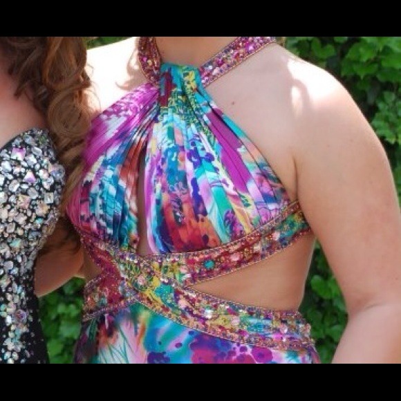 Multi-colored formal dress. - Picture 4 of 4