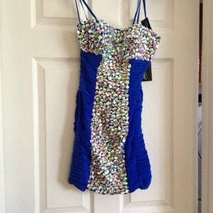 Prom dress never worn