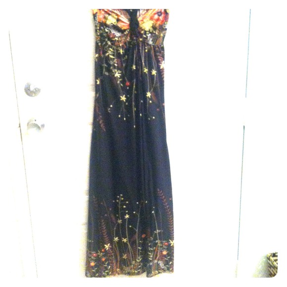 Pretty long max dress ... Size medium