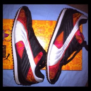 Limited Edition Vintage Shudoh Tang Pumas