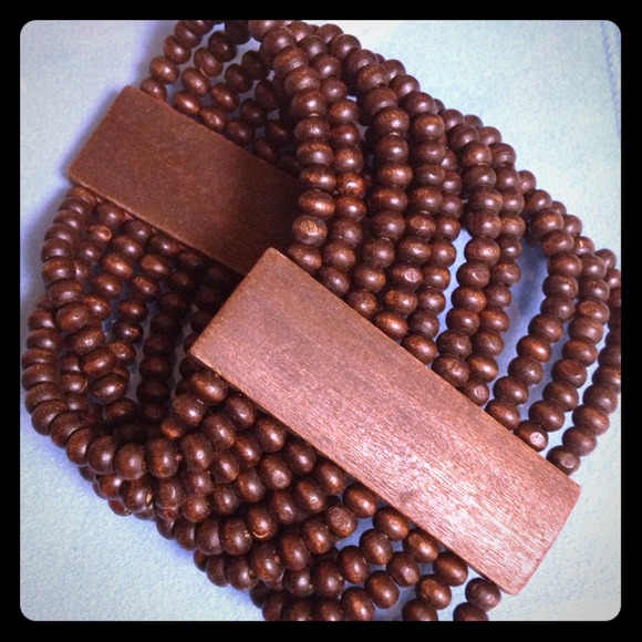 Stretchy bracelet