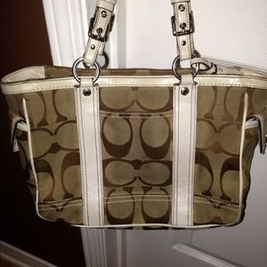 Authentic Coach purse
