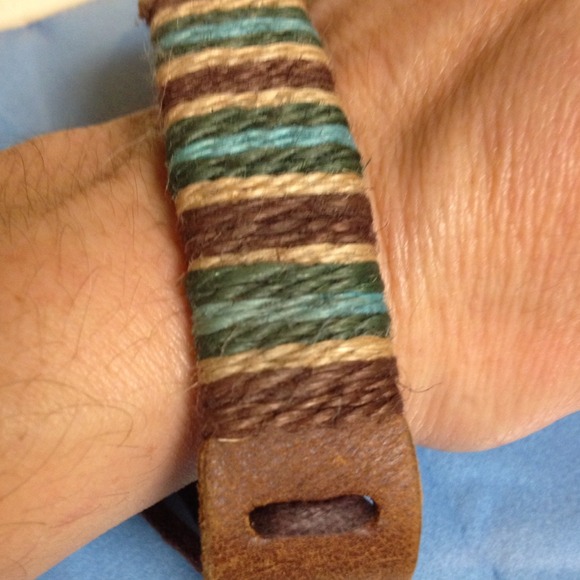 Bracelet - Picture 2 of 2