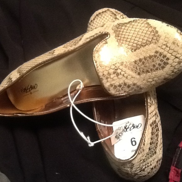 Reserved Gold snakeskin sparkle loafers.
