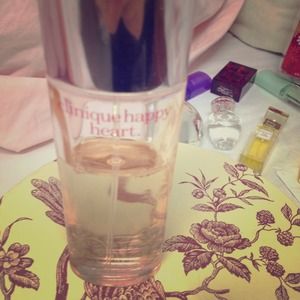 Reserved Clinique happy heart