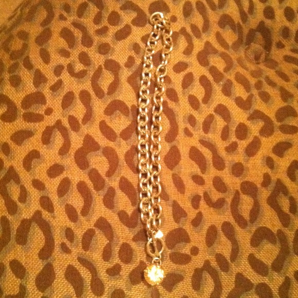 Silver Tone Toggle Necklace with Amber Color Gem