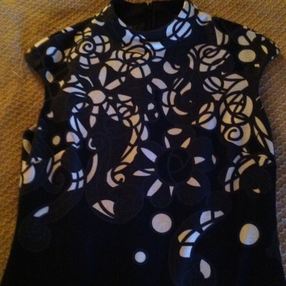⚡SOLD⚡Jones Wear Blck, Gray,Wht Shift Dress - Picture 2 of 2