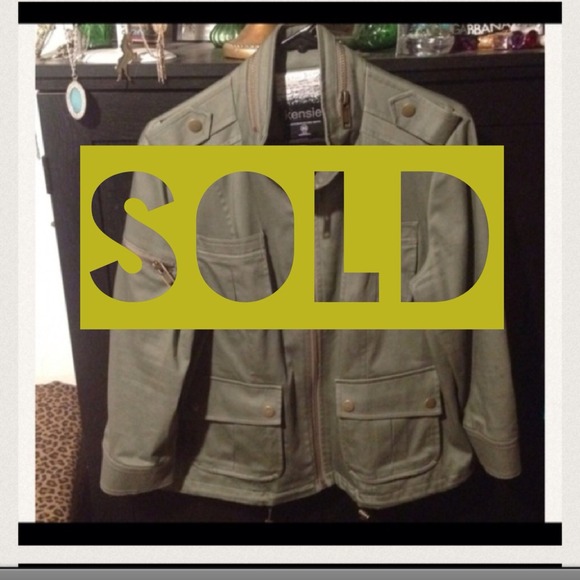 Reselling: amazing looking jacket