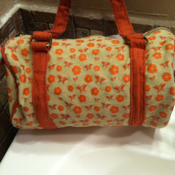 Flowe makeup bag
