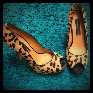 Steven by Steven madden Leopard Platforms