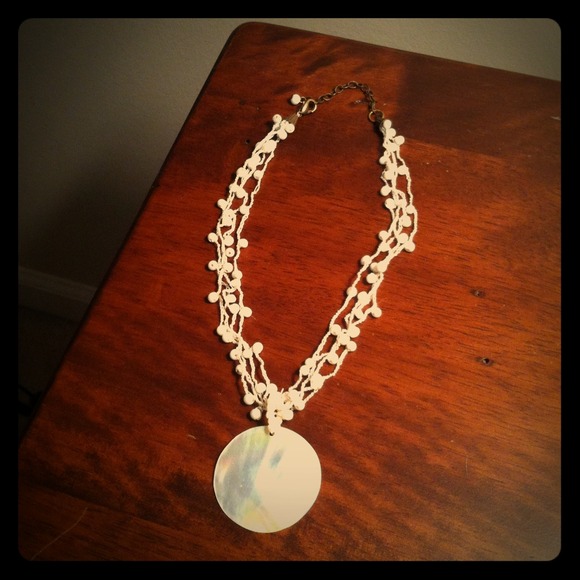 ⛔SOLD⛔ White Shell Necklace