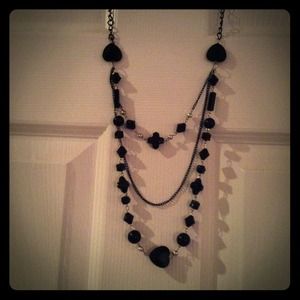 ⛔SOLD⛔ Black necklace and earring set