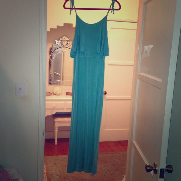 ❌SOLD❌Loveappella fitted maxi dress
