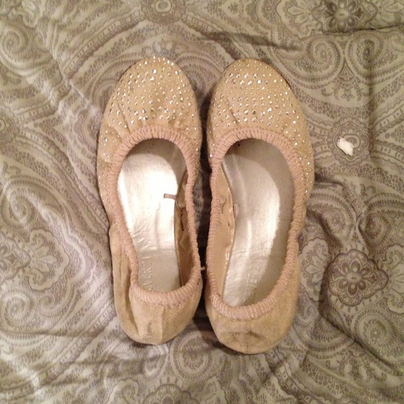 Sparkle nude ballet flats