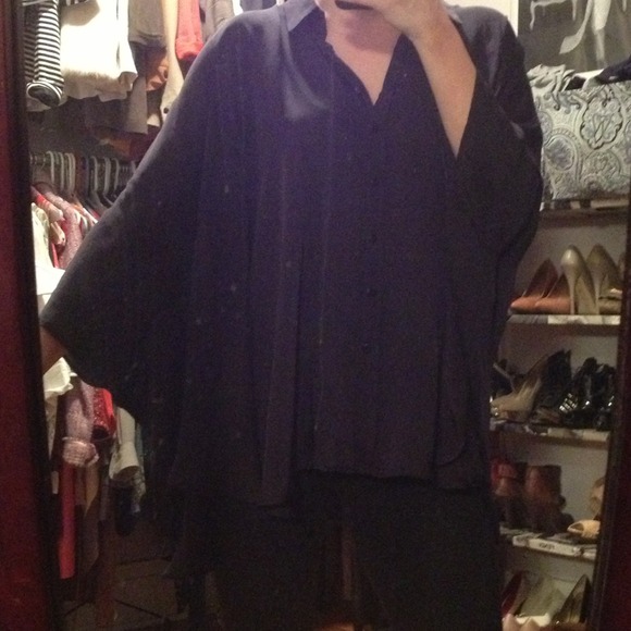 Silk blouse - Picture 2 of 2