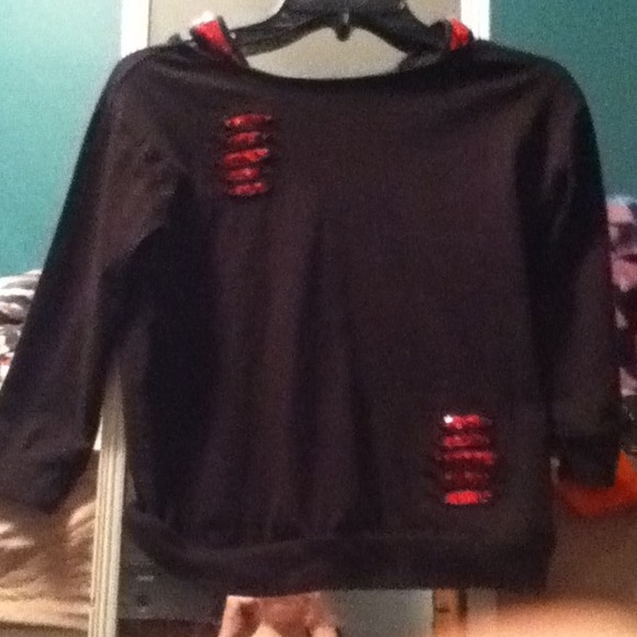 Black and pink half sleeve shirt