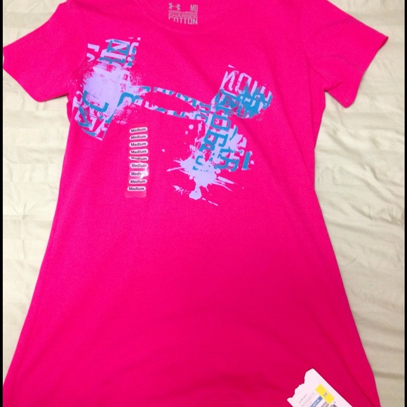 NEW Under armor pink fitted tshirt