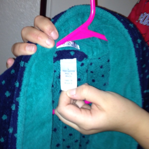 Bathrobe - Picture 2 of 2
