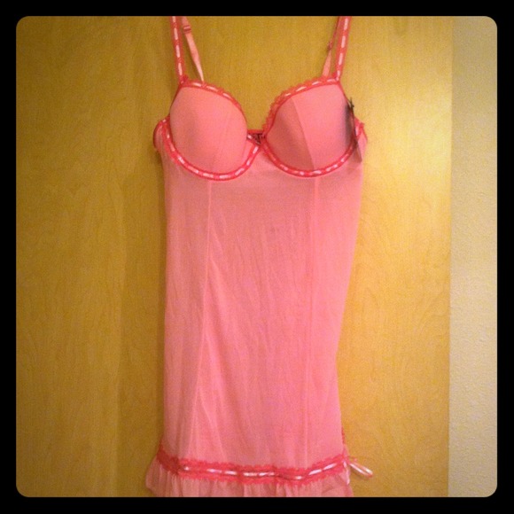Night intimates