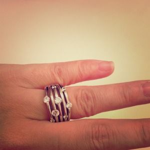🌺Sold🌺Tiered sterling silver ring with cz gems.