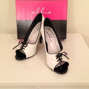 SOLD ON EBAY Ellie black and white pumps.