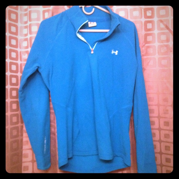 Blue Under Armour pullover Size Large