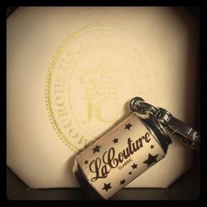 💢SOLD💢Silver Juicy Couture Le Couture Soda Charm