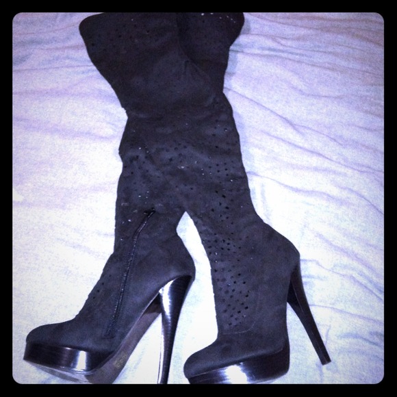bebe Shoes - Bebe black boots