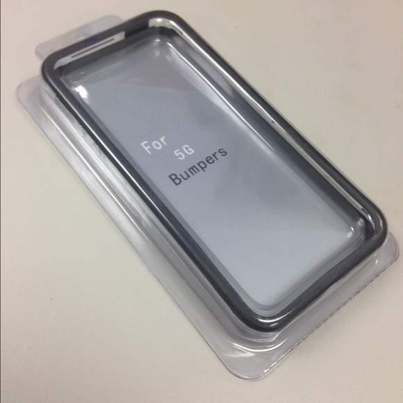 **SOLD**  iPhone 5 Bumper
